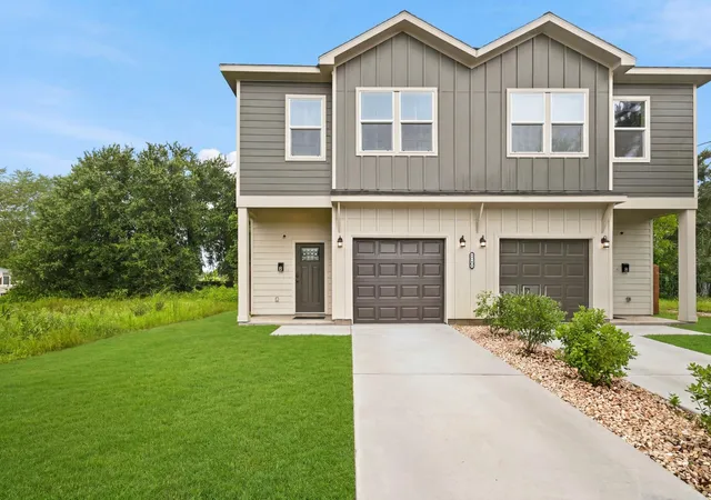 Photo 1 of Multi family home for sale at 9240 Culver St #A/B, Houston, TX 77051 | MLS# 87252518 | Listing updated on 2026-08-23