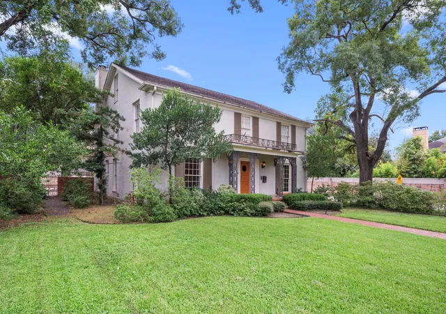 Homes for sale in Houston, TX | 3867 Olympia Dr, Houston, TX 77019 | MLS# 5246906