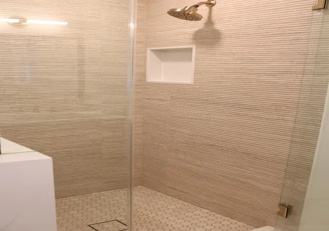 5th image of 6214 Yarwell Dr, Houston, TX 77096 | MLS# 65689301