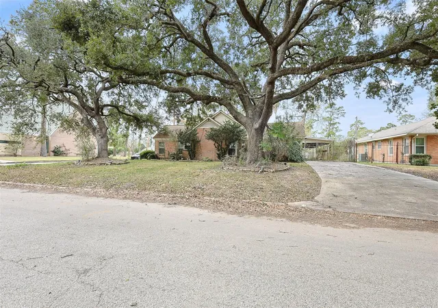 Homes for sale in Houston, TX | 4425 Laurel Dr, Houston, TX 77021 | MLS# 87371525