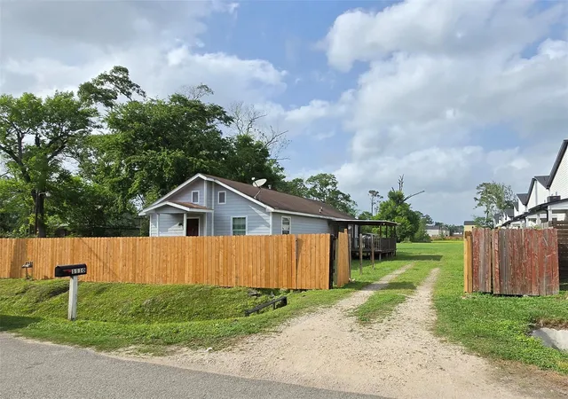 1st image of 1110 Paul Quinn St, Houston, TX 77091 | MLS# 41341775