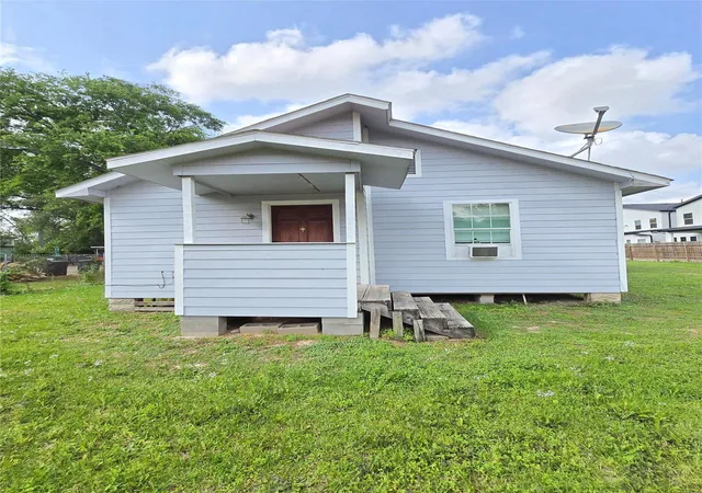 2nd image of 1110 Paul Quinn St, Houston, TX 77091 | MLS# 41341775