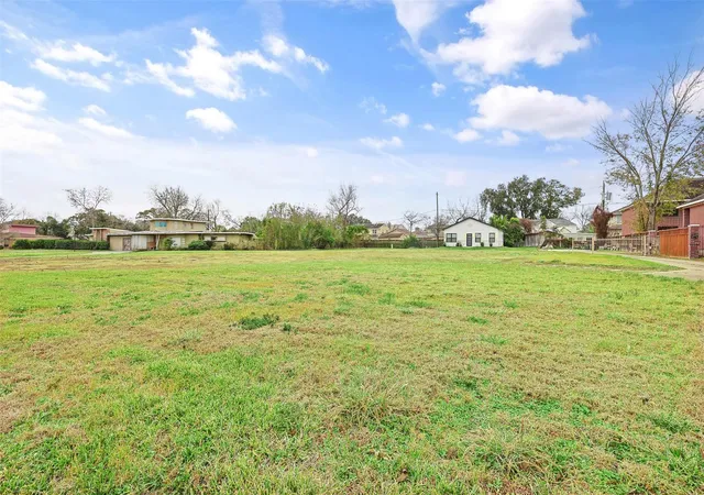 4th image of 3922 Roseneath Dr, Houston, TX 77021 | MLS# 42155820