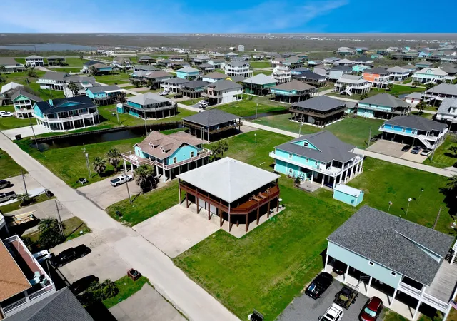 50th image of 944 Raymond, Port Bolivar, TX 77650 | MLS# 63015779