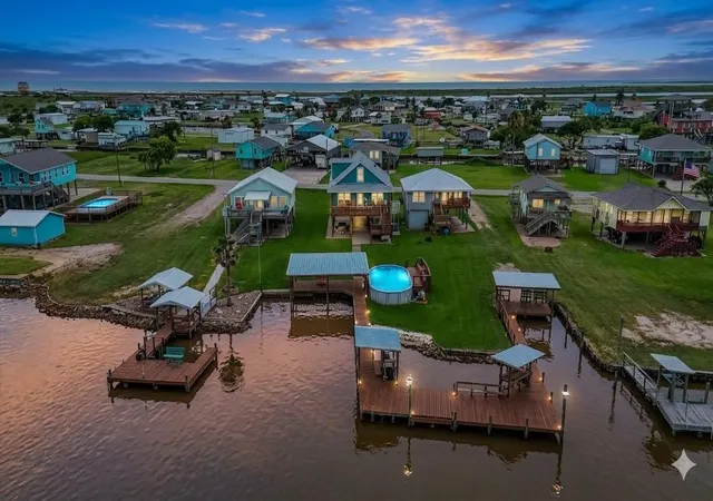 1st image of 1868 County Road 201, Bay City, TX 77414 | MLS# 27691536