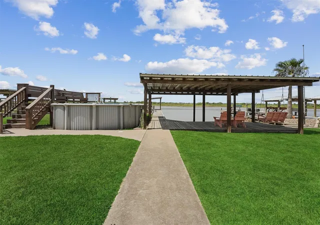 30th image of 1868 County Road 201, Bay City, TX 77414 | MLS# 27691536