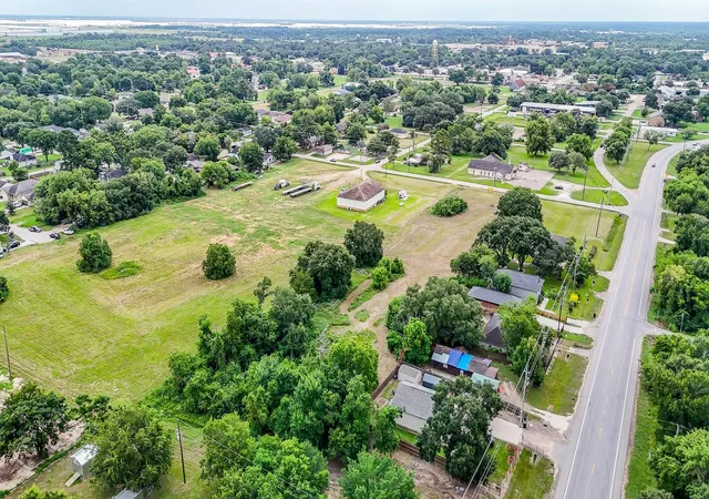 3rd image of 4218 1St St, Brookshire, TX 77423 | MLS# 75631668