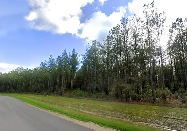 5th image of 15618 Cricket Creek Ct, Willis, TX 77378 | MLS# 97444844