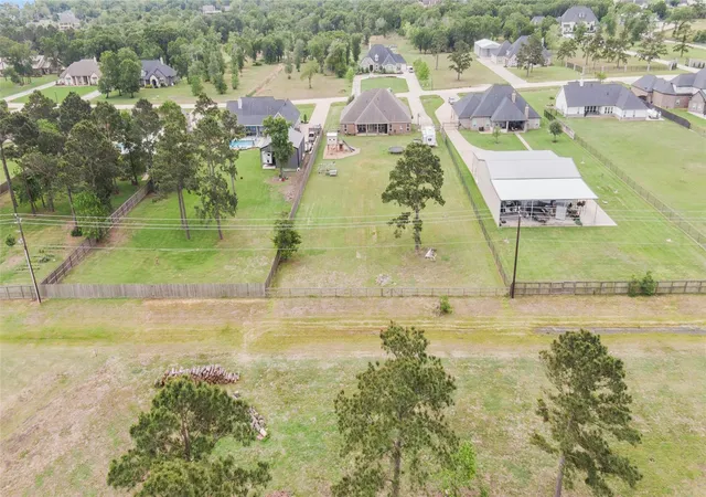 48th image of 5111 Camp Creek Rd, Baytown, TX 77523 | MLS# 38474185