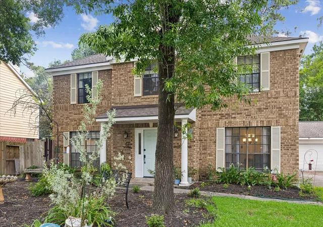 Homes for sale in The Woodlands, TX | 96 Eagle Rock Cir, The Woodlands, TX 77381 | MLS# 93762163
