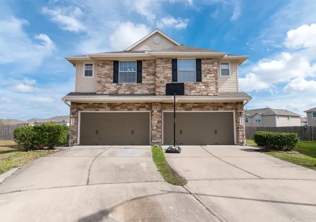 Photo 1 of Single family home for sale at 11528 Jacinth Ct St, Houston, TX 77066 | MLS# 19594688 | Listing updated on 2026-06-05