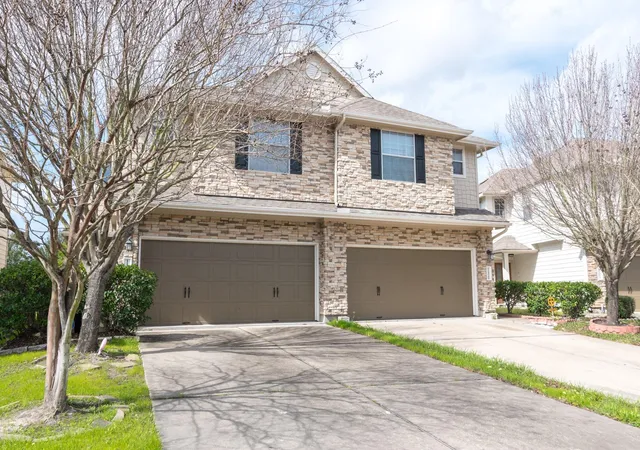 Photo 2 of Single family home for sale at 11528 Jacinth Ct St, Houston, TX 77066 | MLS# 19594688 | Listing updated on 2026-06-05
