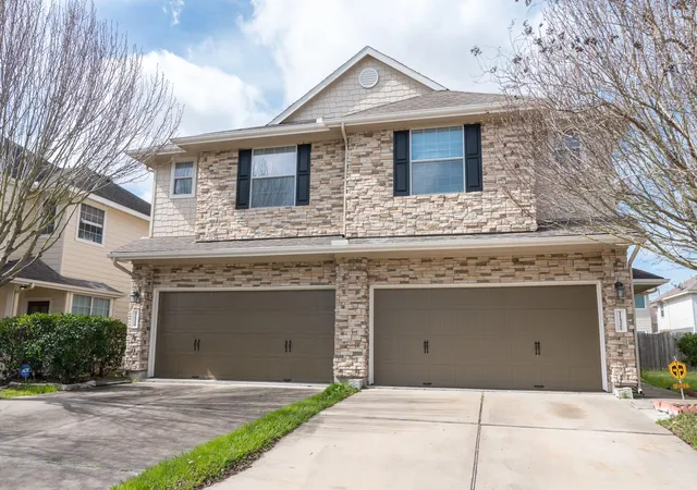Photo 3 of Single family home for sale at 11528 Jacinth Ct St, Houston, TX 77066 | MLS# 19594688 | Listing updated on 2026-06-05