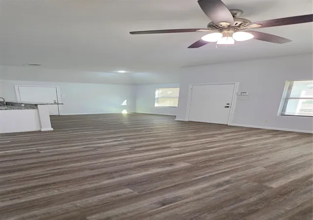 5th image of 4431 Stassen St, Houston, TX 77051 | MLS# 89133707