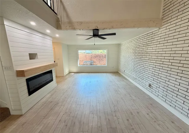 3rd image of 71 Cayenne Comn, Lake Jackson, TX 77566 | MLS# 64280082