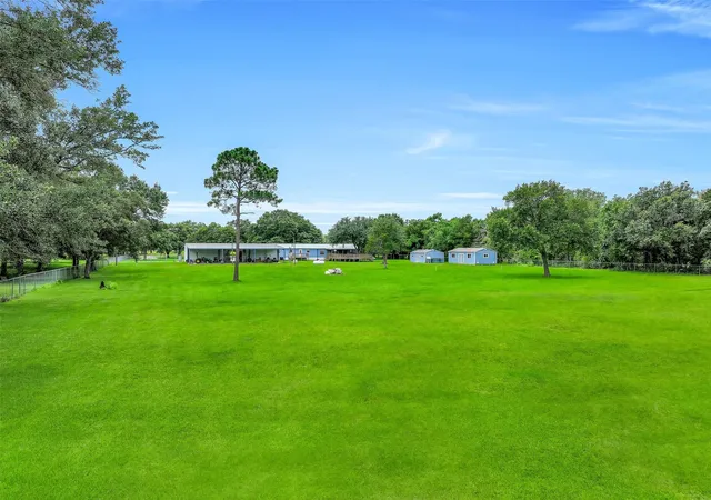 44th image of 18424 Avenue A, Alvin, TX 77511 | MLS# 63172425