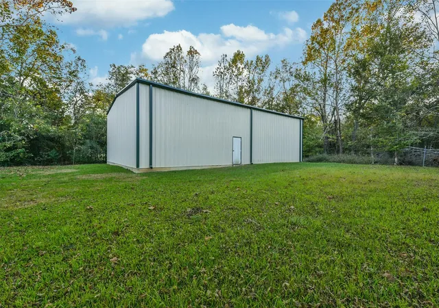 Photo 3 of Land for sale at 1609 Lakeland Dr, Liberty, TX 77575 | MLS# 36565191 | Listing updated on 2026-04-09