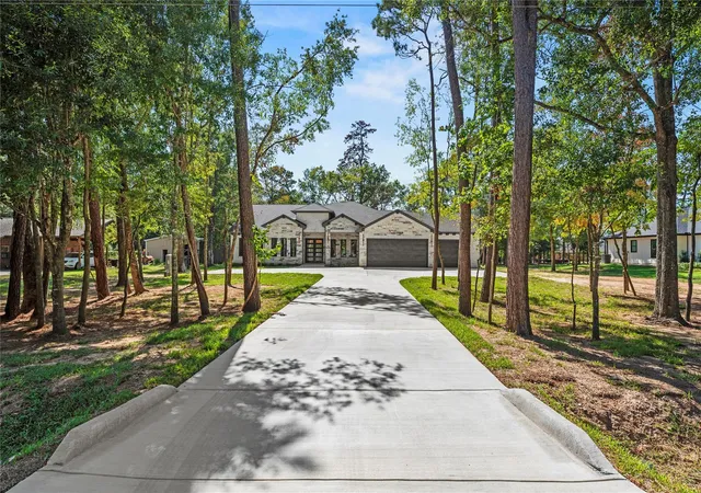 2nd image of 26819 South Creek Dr, Magnolia, TX 77354 | MLS# 49830313