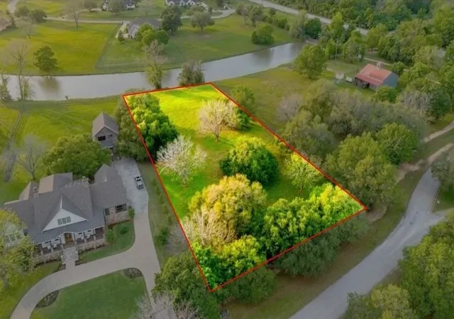 3rd image of 5519 Fulbrook Rd, Fulshear, TX 77441 | MLS# 77192274