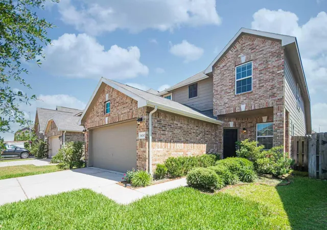Photo 1 of Sale Pending at 14247 Garland Brk Dr, Houston, TX 77083 | MLS# 67046451 | Listing updated on 2026-09-03