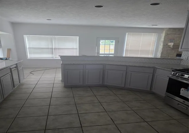 5th image of 3131 Genessee Creek Ln, Friendswood, TX 77546 | MLS# 35909707