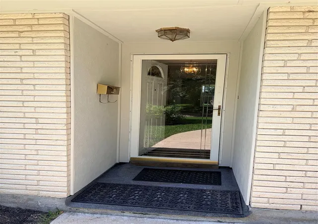 image of 15930 Buccaneer Ln, Houston, TX 77062 | MLS# 71985209