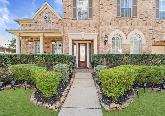 Photo 3 of Single family home for sale at 8406 Buffalo Crk Dr, Richmond, TX 77406 | MLS# 49474681 | Listing updated on 2026-09-19