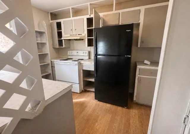 Photo 3 of Single family home for sale at 905 E Columbus Dr, Wharton, TX 77488 | MLS# 25801496 | Listing updated on 2026-08-11