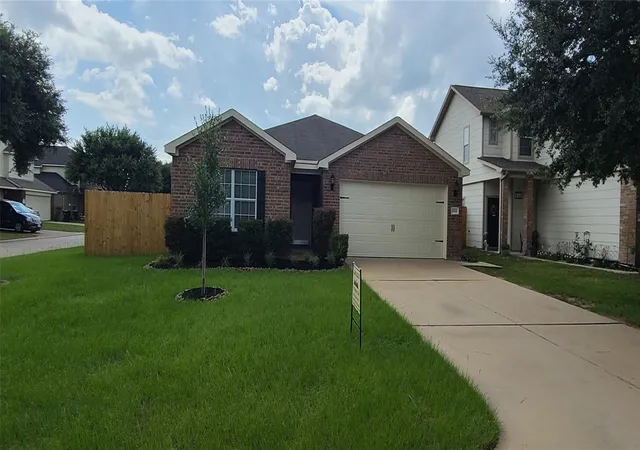 Homes for sale in Pinehurst, TX | 11826 Belle Ct, Pinehurst, TX 77362 | MLS# 28859795