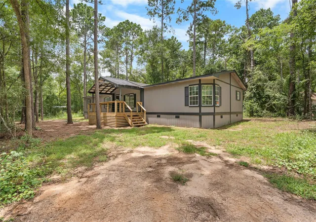 Photo 2 of Single family home for sale at 12228 Thornwood Dr, Plantersville, TX 77363 | MLS# 4547284 | Listing updated on 2026-09-14