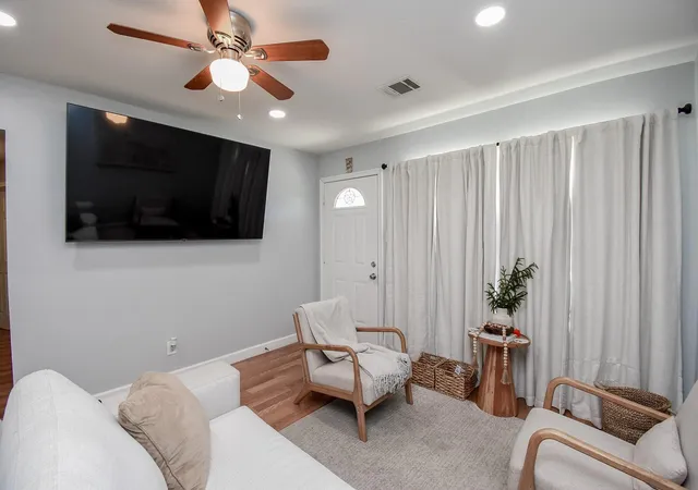 Photo 3 of Single family home for sale at 2605 Rosemead Dr, Pasadena, TX 77506 | MLS# 61828116 | Listing updated on 2026-09-02