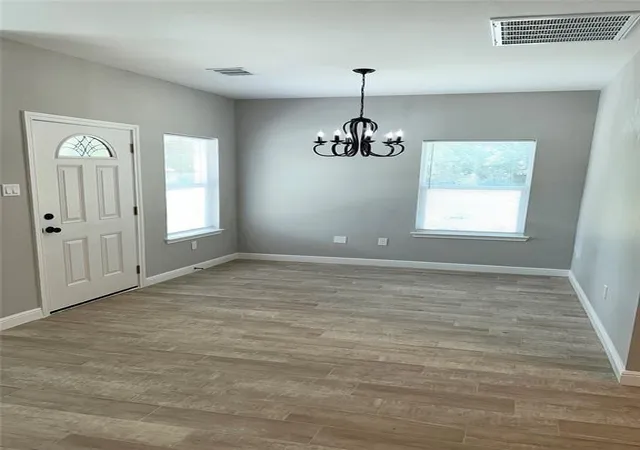 2nd image of 8006 Bowen St, Houston, TX 77051 | MLS# 86103911