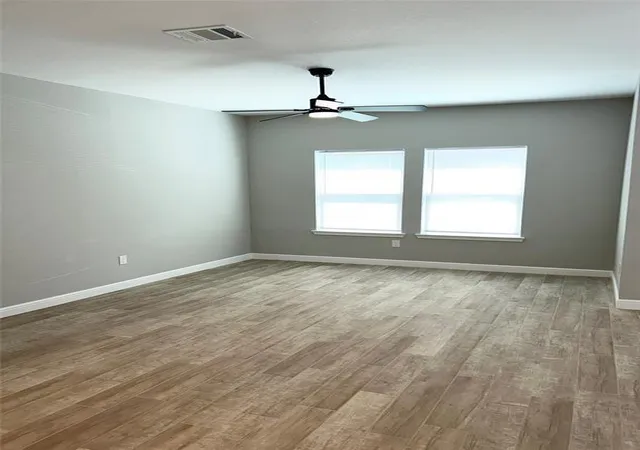 3rd image of 8006 Bowen St, Houston, TX 77051