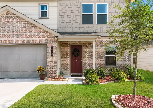 Photo 3 of Single family home for sale at 10130 Cerritos Dr, Conroe, TX 77306 | MLS# 84050516 | Listing updated on 2026-09-12