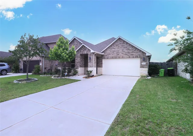 Photo 2 of Sale Pending at 1214 Oak Barrel Run, Richmond, TX 77406 | MLS# 21693286 | Listing updated on 2026-09-03