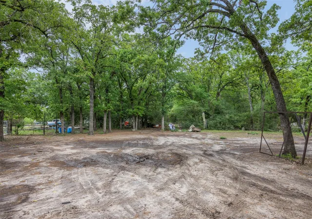 5th image of 604 Hilton Rd, Bryan, TX 77807 | MLS# 45227706