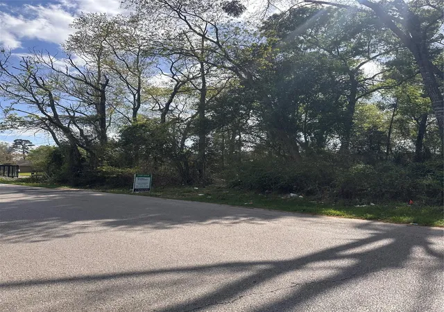 Photo 4 of Land for sale at 0 South 7th St, Conroe, TX 77301 | MLS# 2832417 | Listing updated on 2026-03-25