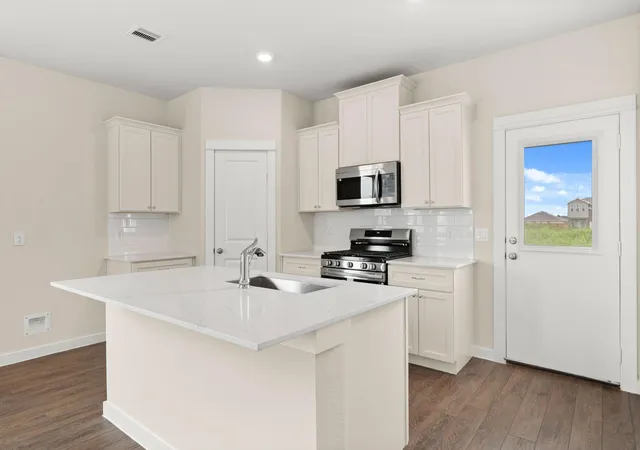 Photo 4 of Single family home for sale at 111 County Rd 5102 B, Cleveland, TX 77327 | MLS# 33000727 | Listing updated on 2026-07-17