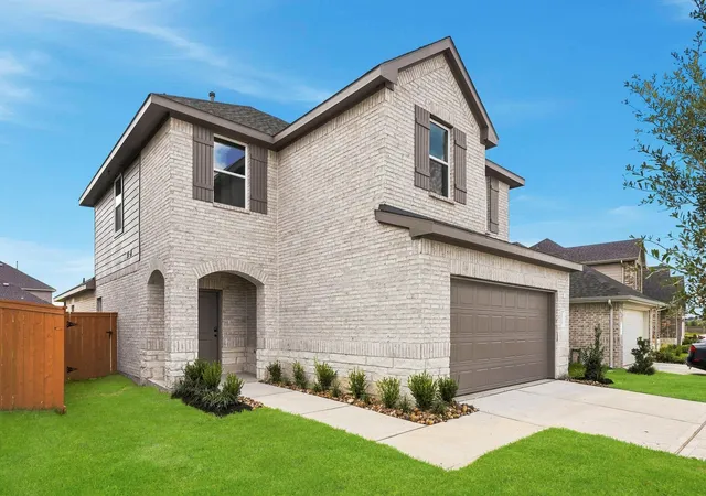 Photo 2 of Sale Pending at 21719 Piazza Maggiore Dr, Tomball, TX 77377 | MLS# 75894594 | Listing updated on 2026-09-01