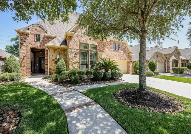 Photo 1 of Single family home for sale at 2811 King Point View Ln, Spring, TX 77388 | MLS# 53113344 | Listing updated on 2026-07-26