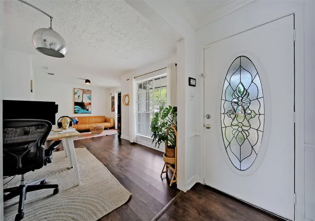 2nd image of 323 Gentilly Dr, Katy, TX 77450 | MLS# 5056618