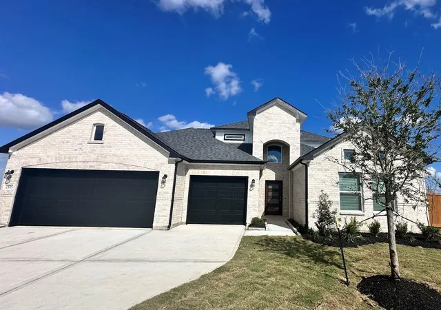 Photo 2 of Single family home for sale at 2506 Caspian Crk Ln, Iowa Colony, TX 77583 | MLS# 12561571 | Listing updated on 2026-08-26