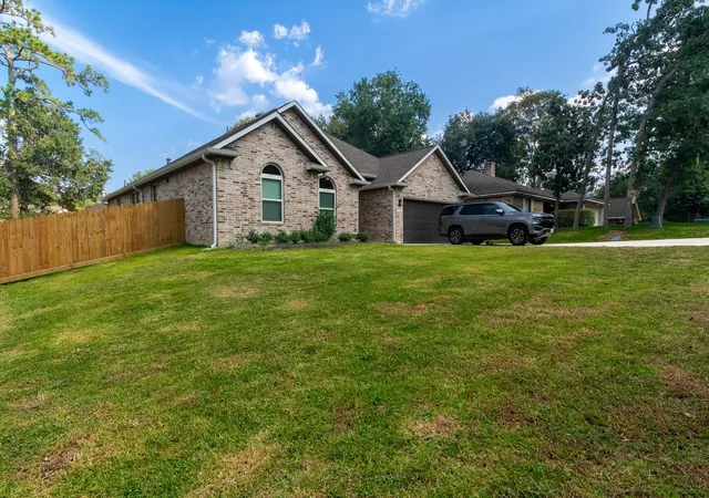 1st image of 1460 River Oaks Dr, Huntsville, TX 77340 | MLS# 10388070