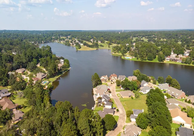 40th image of 1460 River Oaks Dr, Huntsville, TX 77340 | MLS# 10388070