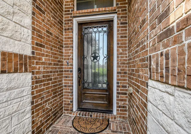 Photo 3 of Single family home for sale at 29410 Windover Peak Ct, Katy, TX 77494 | MLS# 84582555 | Listing updated on 2026-09-13