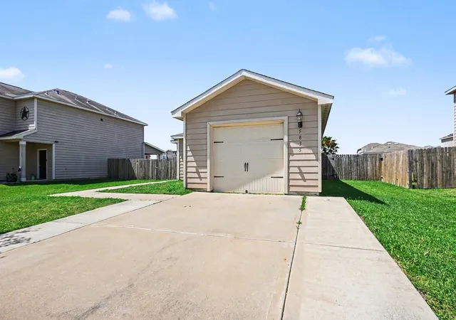 Homes for sale in Cove, TX | 5835 Golden Cove Rd, Cove, TX 77523 | MLS# 96347825