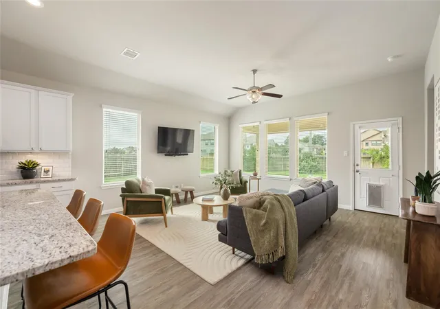5th image of 28064 Misty Evening Ct, Spring, TX 77386 | MLS# 92158298