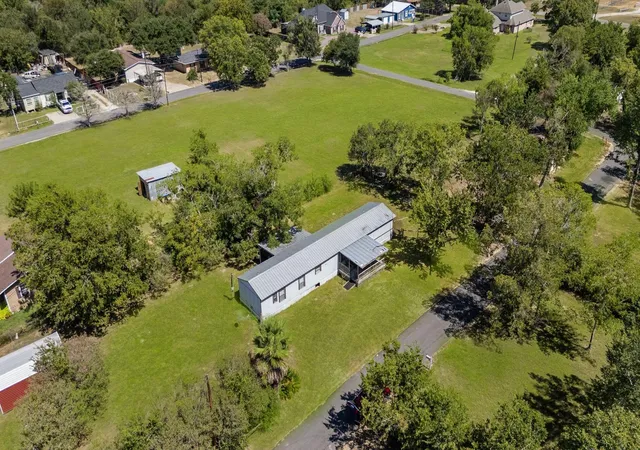 Photo 2 of Single family home for sale at 503 Turner Dr, Navasota, TX 77868 | MLS# 83030679 | Listing updated on 2026-09-12