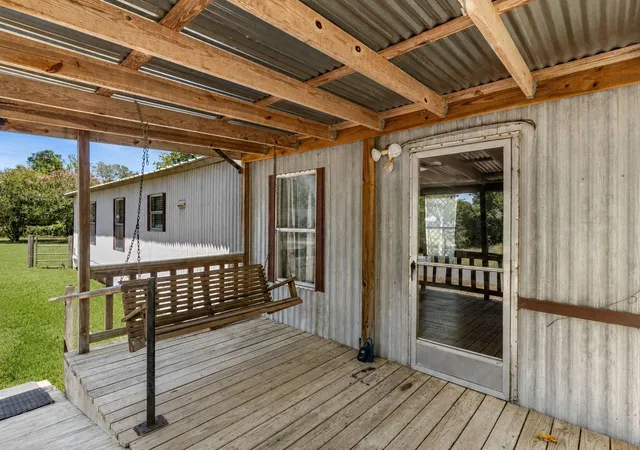 Photo 2 of Single family home for sale at 503 Turner Dr, Navasota, TX 77868 | MLS# 83030679 | Listing updated on 2026-09-12