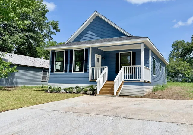 4th image of 1405 Clay St, Brenham, TX 77833 | MLS# 16864643